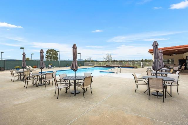 Detail Gallery Image 30 of 36 For 634 via Santa Paulo, Vista,  CA 92081 - 2 Beds | 2 Baths