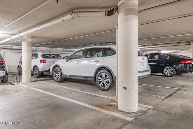 11645 Montana Avenue, Los Angeles CA: https://media.crmls.org/mediaz/f88f13a8-da6b-4999-b66a-63395ca0f9fb.jpg