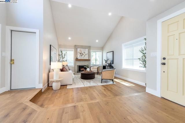 Image 7 of 54 For 32996 Soquel St