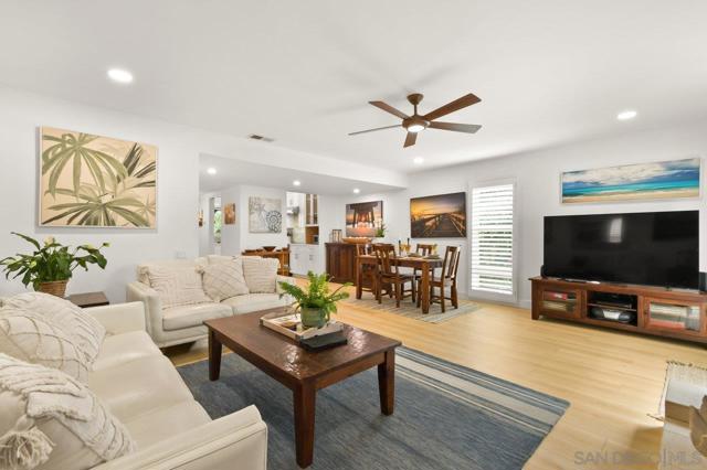 4116 Loma Riviera Ln, San Diego CA: https://media.crmls.org/mediaz/f88ffe4e-e6ff-4f80-957c-c002d5812f40.jpg