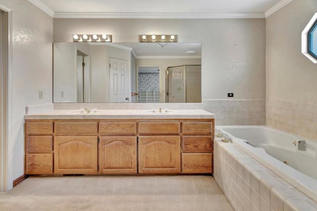 270 Rio Vista Drive, King City CA: https://media.crmls.org/mediaz/f8908322-6a25-41de-9624-db4685f96287.jpg