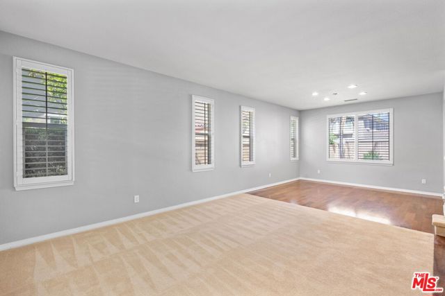 45495 Peacock Place, Temecula CA: https://media.crmls.org/mediaz/f890cc77-8f6a-47be-b5d3-b19cf9a62c4c.jpg