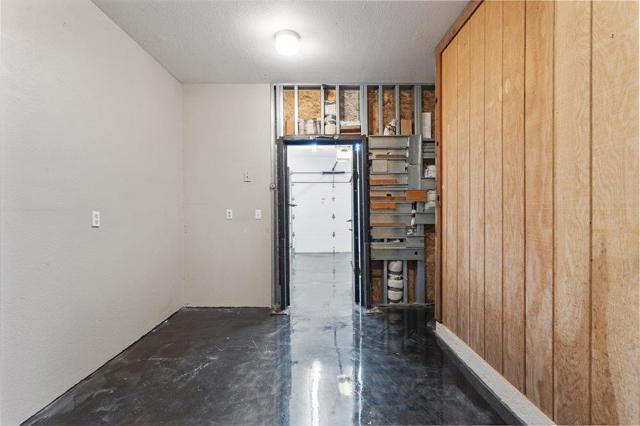 1511 Las Brisas Drive, Hollister CA: https://media.crmls.org/mediaz/f890d17c-5a36-4a4a-8ce1-c8f571f821ef.jpg