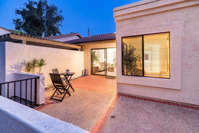 Image 28 of 51 For 17922 Avenida Cordillera  258