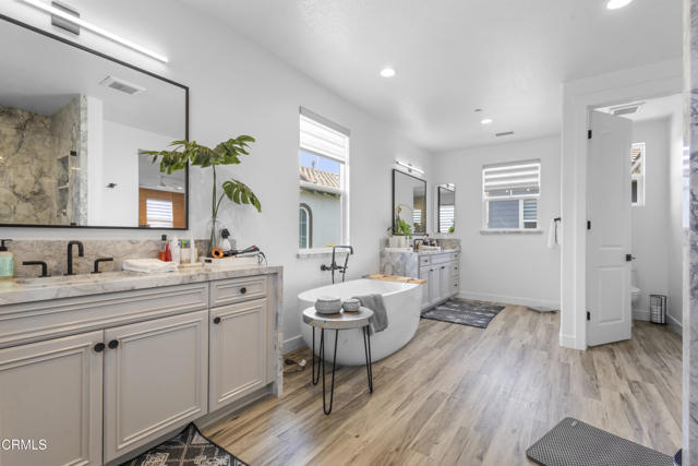 Detail Gallery Image 43 of 64 For 4173 Caribbean St, Oxnard,  CA 93035 - 4 Beds | 3 Baths