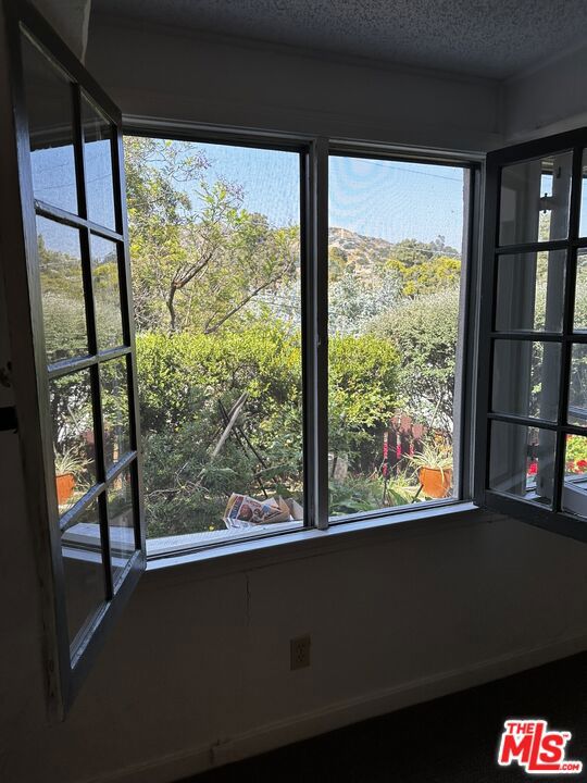Image 3 for 6863 Alta Loma Terrace, Los Angeles, CA 90068