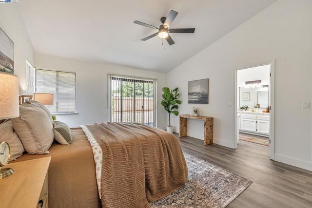 1070 Porter Dr, Roseville CA: https://media.crmls.org/mediaz/f893e53d-84e0-424d-b3a0-77180e27f10f.jpg