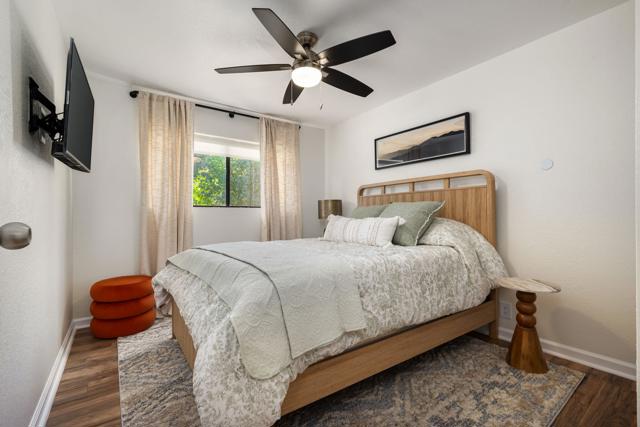 2812 N Auburn Court #207, Palm Springs, CA 92262