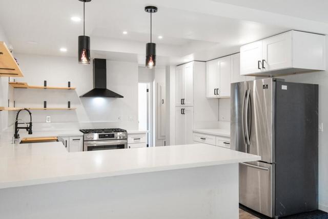 56869 Mountain View Trail, Yucca Valley CA: https://media.crmls.org/mediaz/f8956e58-5a86-43a6-a321-3328cbc5e19f.jpg
