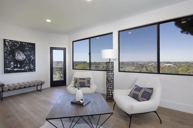 1561 La Plaza, San Marcos CA: https://media.crmls.org/mediaz/f895ef8e-5d32-41c0-bdfb-048102ed2b83.jpg
