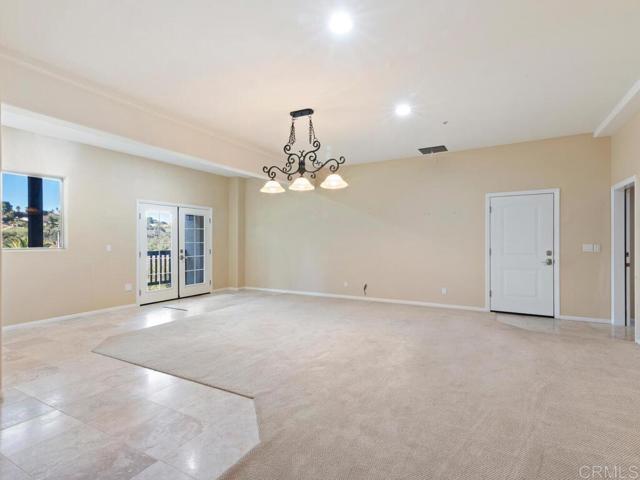 2230 Calle Dos Lomas, Fallbrook CA: https://media.crmls.org/mediaz/f8977b52-405c-4c3f-a20f-b6c6c64dffc8.jpg