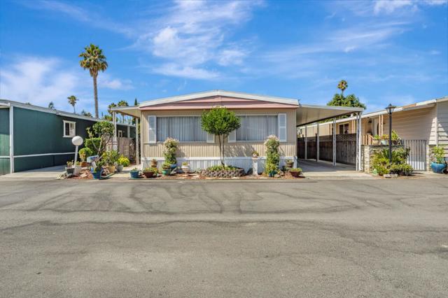 3637 Snell Avenue, San Jose CA: https://media.crmls.org/mediaz/f8985316-7fcf-493e-b5d9-8d1e7794093f.jpg