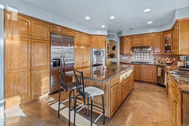 Detail Gallery Image 21 of 36 For 28623 Willow Park Rd, Escondido,  CA 92026 - 3 Beds | 3 Baths