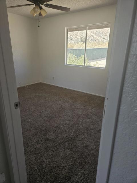 57375 Navajo Trail, Yucca Valley CA: https://media.crmls.org/mediaz/f898e3c7-b32f-484a-882a-f4258f551938.jpg