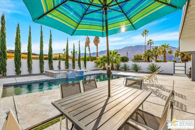 3351 E Paseo Barbara, Palm Springs CA: https://media.crmls.org/mediaz/f89948f6-03fe-4ae2-aec5-ca106bbbbae4.jpg