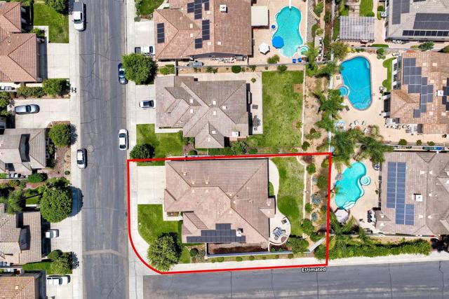 3136 Ferncreek Ln., Escondido CA: https://media.crmls.org/mediaz/f8995640-1847-47f0-8abb-774ddda0fa46.jpg