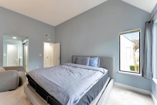 3668 Stoneglen S, Richmond CA: https://media.crmls.org/mediaz/f89a2ea4-2145-438b-b346-3f6d5f84adfc.jpg