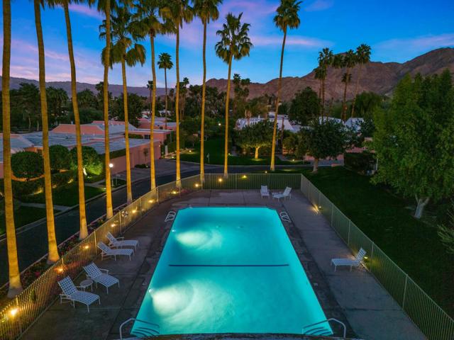 47360 Jadida Avenue, Palm Desert CA: https://media.crmls.org/mediaz/f89a54ad-7a89-42cf-b0ab-d67b4b286765.jpg