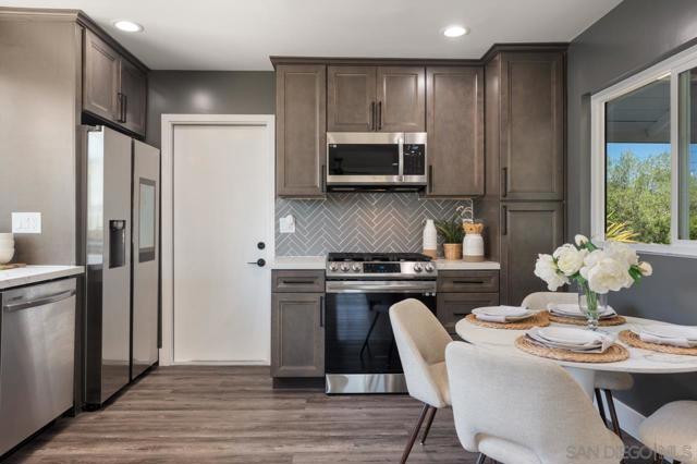 4179 Galt St, San Diego CA: https://media.crmls.org/mediaz/f89b1fb5-1efd-4698-97a6-44c8e3a03b70.jpg