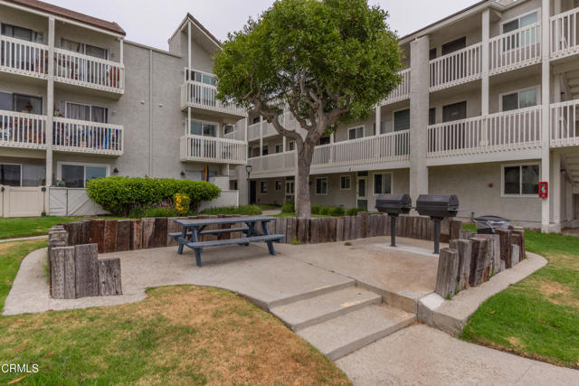 267 S Ventura Road, Port Hueneme CA: https://media.crmls.org/mediaz/f89b32ba-21b6-469b-9917-effa4ab223af.jpg