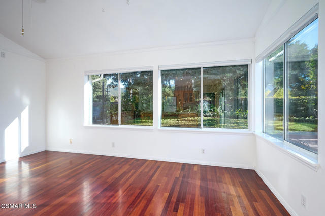 3964 Greenwood Street, Newbury Park CA: https://media.crmls.org/mediaz/f89b53a9-5857-4fe0-98a2-d76852e9cd58.jpg