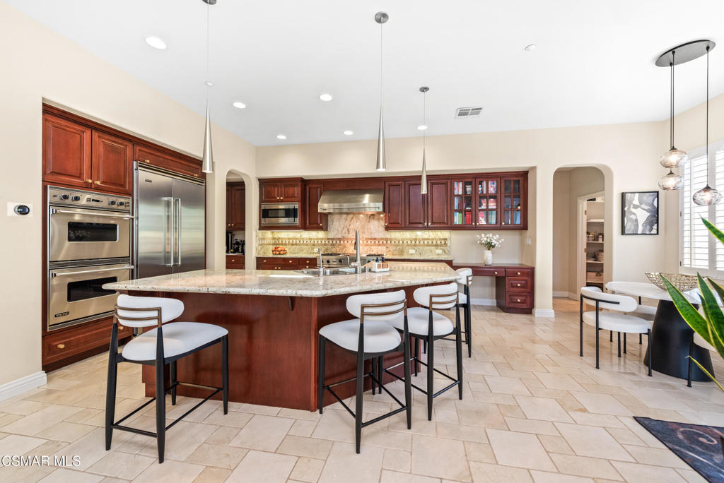 MLS #225001763 image #9