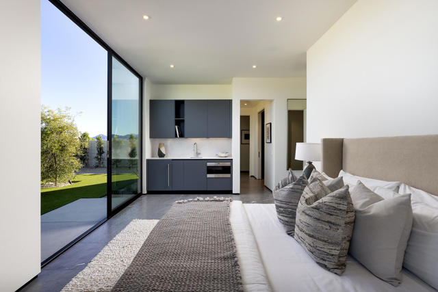 16 Via Linea, Rancho Mirage CA: https://media.crmls.org/mediaz/f89b7f92-955c-42c2-aacc-afddc37f0034.jpg