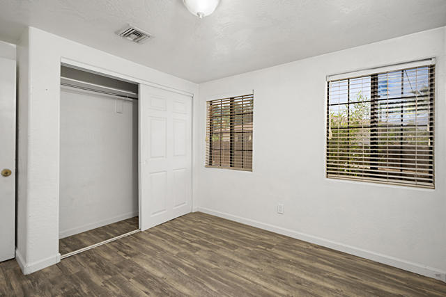 73345 Royal Palm Drive, Palm Desert CA: https://media.crmls.org/mediaz/f89c89d1-1df8-423e-aed0-9a472a4f8fb2.jpg