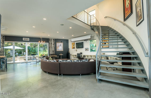 Detail Gallery Image 2 of 35 For 5431 N Townsend Ave, Los Angeles,  CA 90041 - 4 Beds | 2/1 Baths