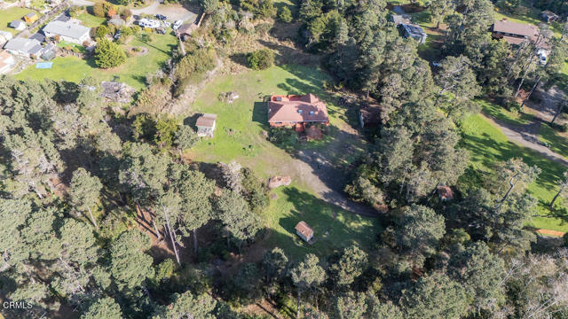 18391 Old Coast Highway, Fort Bragg CA: https://media.crmls.org/mediaz/f89e8919-997f-4112-89be-9a260835791e.jpg