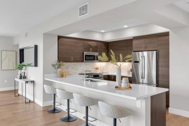 400 Mariners Island Boulevard, San Mateo CA: https://media.crmls.org/mediaz/f89fd6f7-906a-49c3-b439-cc60dbfe6554.jpg