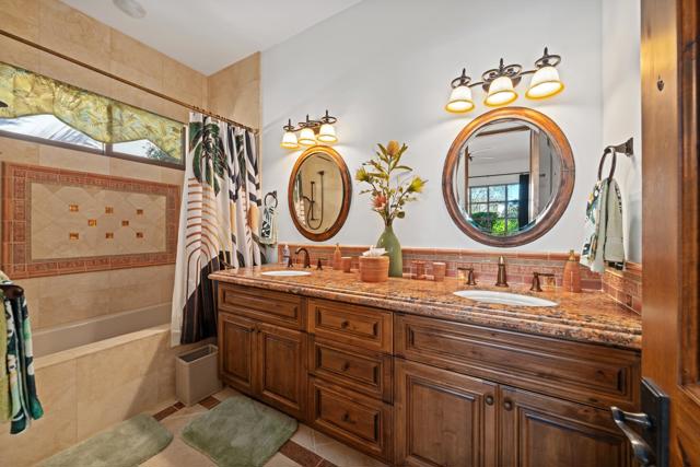80675 Via Portofino, La Quinta CA: https://media.crmls.org/mediaz/f8a0f120-5be1-4d78-a72e-af9ba1ddfcd5.jpg