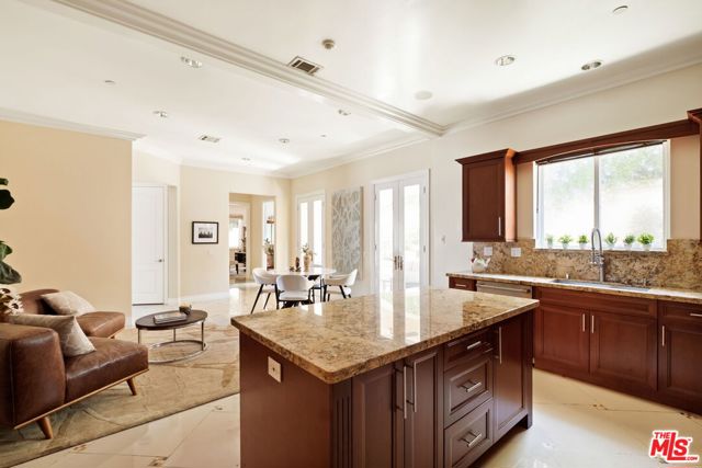 11925 Charnock Road, Los Angeles CA: https://media.crmls.org/mediaz/f8a1854b-d8e4-4d74-b8f3-c7c843afdafe.jpg