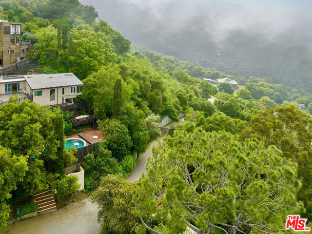 607 Sky Line Trail, Topanga, California 90290, 3 Bedrooms Bedrooms, ,2 BathroomsBathrooms,Single Family Residence,For Sale,Sky Line,24384361