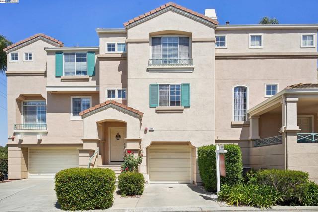 385 Montecito Way, Milpitas CA: https://media.crmls.org/mediaz/f8a2d42b-7787-409d-8128-fca92cd04e51.jpg