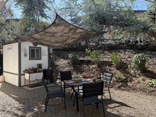Image 16 of 27 For 18717 Mill Villa Rd #152