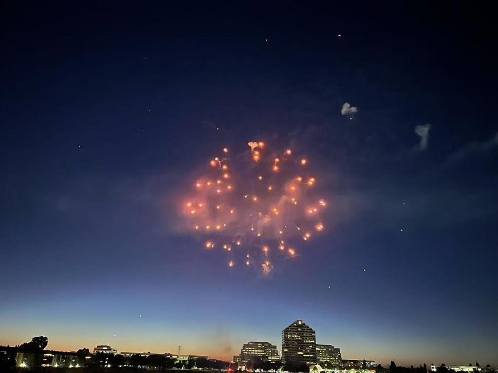 https://media.crmls.org/mediaz/f8a5f6a4-fb2a-4ccb-b898-29e47a5cd3c5.jpg?preset=X-Large
