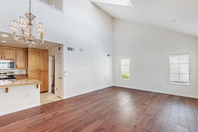 1554 Rosette Way, Gilroy CA: https://media.crmls.org/mediaz/f8a6024f-0f24-43b2-a486-e688553362f9.jpg