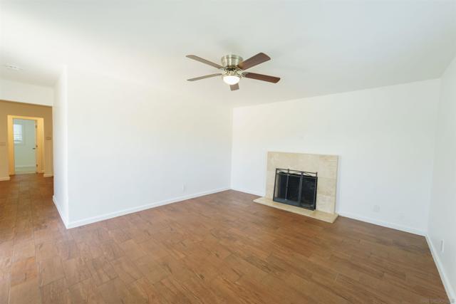 562 564 11Th St, Imperial Beach CA: https://media.crmls.org/mediaz/f8a621da-fd4c-43da-96b9-dabc58570502.jpg