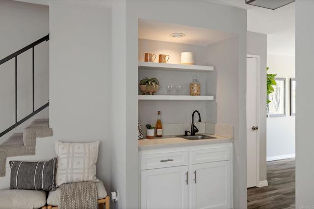 2200 Vanderbilt Lane, Redondo Beach, California 90278, 2 Bedrooms Bedrooms, ,3 BathroomsBathrooms,Residential,Sold,Vanderbilt,PTP2202500