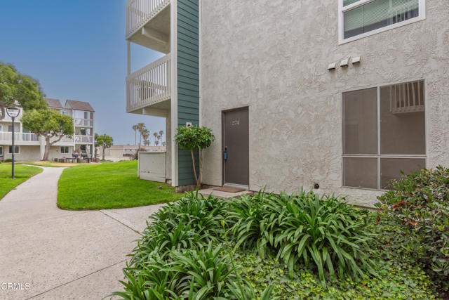 267 S Ventura Road, Port Hueneme CA: https://media.crmls.org/mediaz/f8a7d106-a637-42c3-88be-3b795deb0d77.jpg