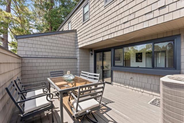 2142 Sand Hill Road, Menlo Park CA: https://media.crmls.org/mediaz/f8a81944-12ac-4732-ac10-9c36aa49b3c6.jpg