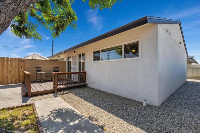 4440 42 Clairemont Dr, San Diego CA: https://media.crmls.org/mediaz/f8a82457-8a85-43dc-8976-1635d2aac95a.jpg