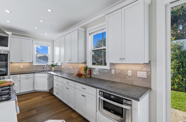 191 Winona Avenue, Pacifica CA: https://media.crmls.org/mediaz/f8aa18a9-2c68-41e4-a8e7-e48ff713a35d.jpg