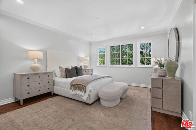 4 Bed Home for Sale in Los Angeles, California