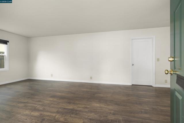 2656 Garden Ave, Concord CA: https://media.crmls.org/mediaz/f8aa78f3-964f-4e0a-805b-dded4b907319.jpg