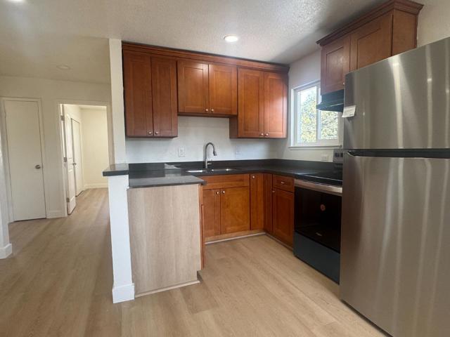 775 E Duane Avenue, Sunnyvale CA: https://media.crmls.org/mediaz/f8ab081e-0a54-4ab7-af2e-c1728dd6d069.jpg