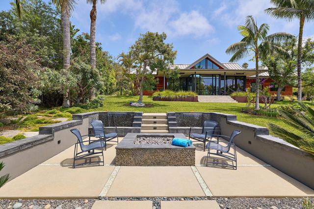 630 Ocean View Avenue, Encinitas CA: https://media.crmls.org/mediaz/f8abbca4-2047-409d-ba70-a5f6499213a5.jpg