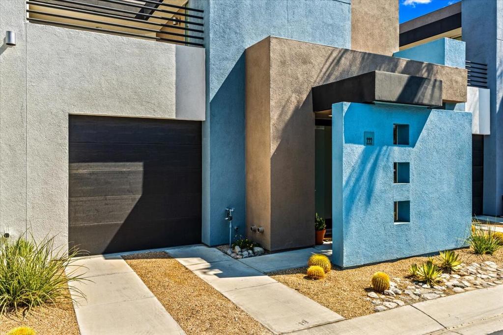 222 Breeze Loop