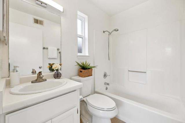 838 Columbus Street, El Granada CA: https://media.crmls.org/mediaz/f8afc3c3-52c6-41fc-8c44-cc8b853dad1e.jpg